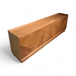 COMEDOR KANO