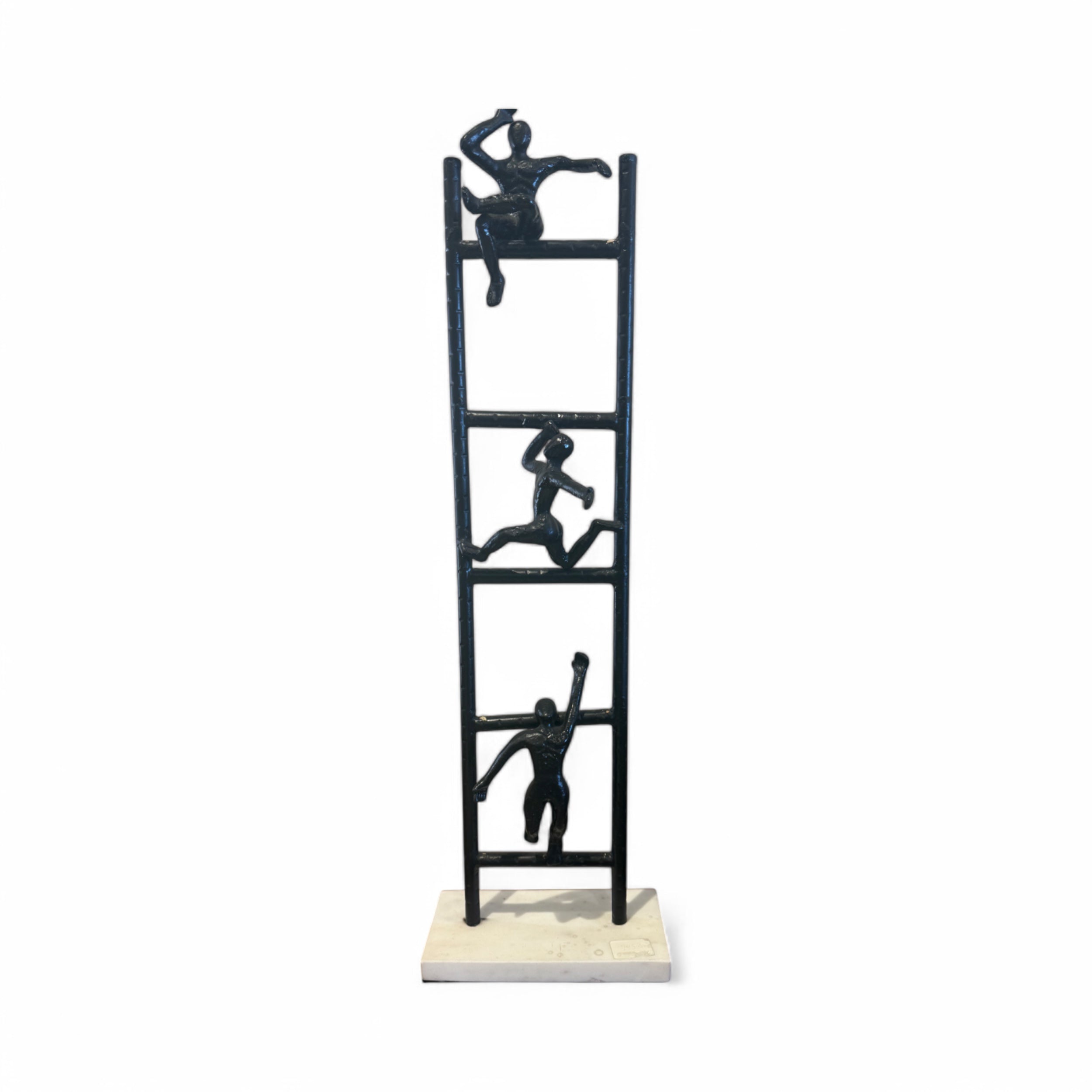 ESCULTURA ESCALERA